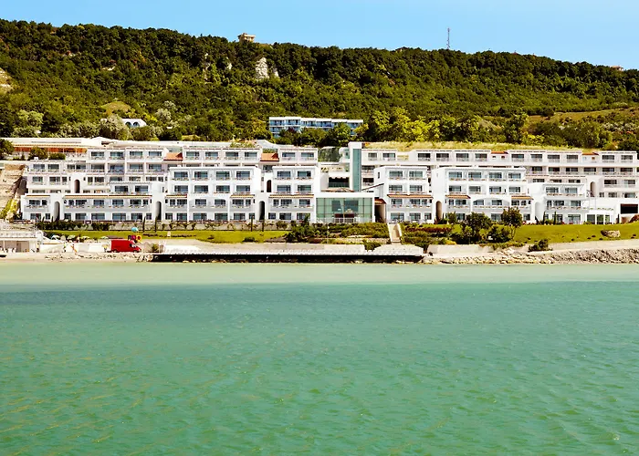 White Lagoon Отель Каварна