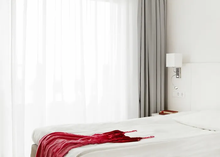 Отель White Lagoon