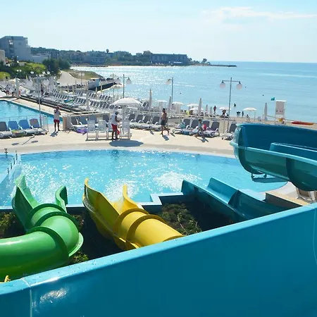 White Lagoon 4* Kavarna