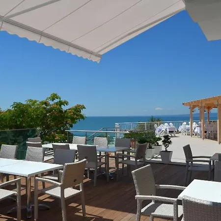White Lagoon Hotel Kavarna