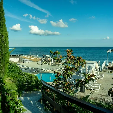 Hotel White Lagoon Kavarna