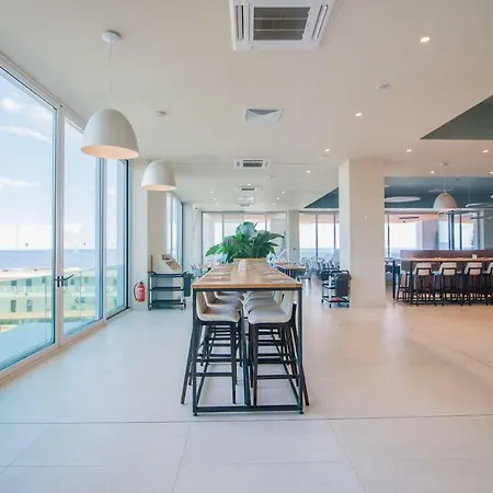 White Lagoon Hotel