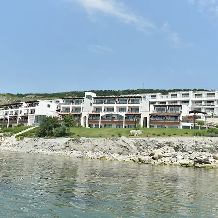 White Lagoon Hotel