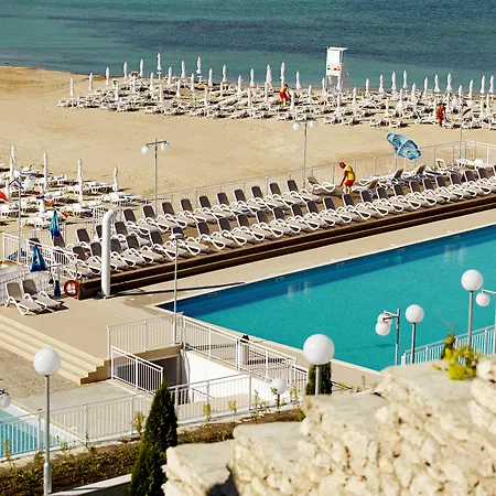 White Lagoon كافارنا