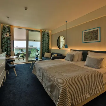 White Lagoon Hotel