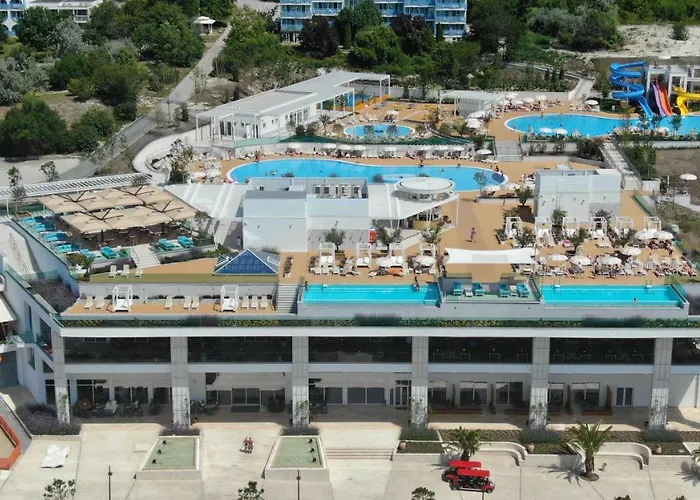 White Lagoon Kavarna